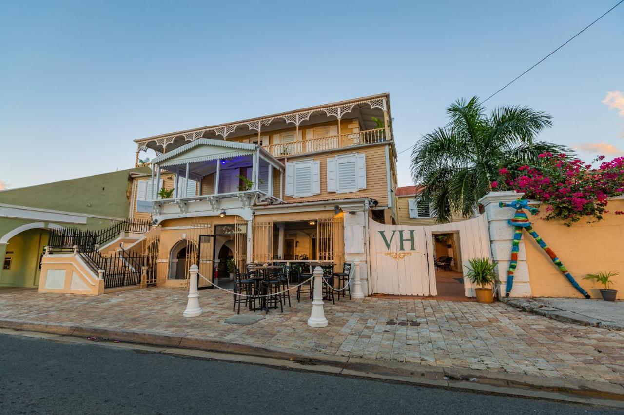 Victoria House Hotel Frederiksted Exterior photo